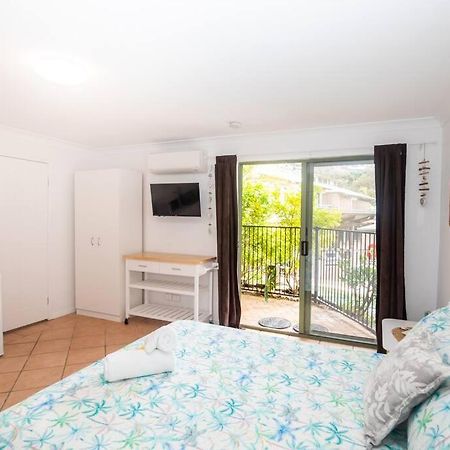 Gorgeous Studio + 100M To Beach + Pool Point Lookout Bagian luar foto